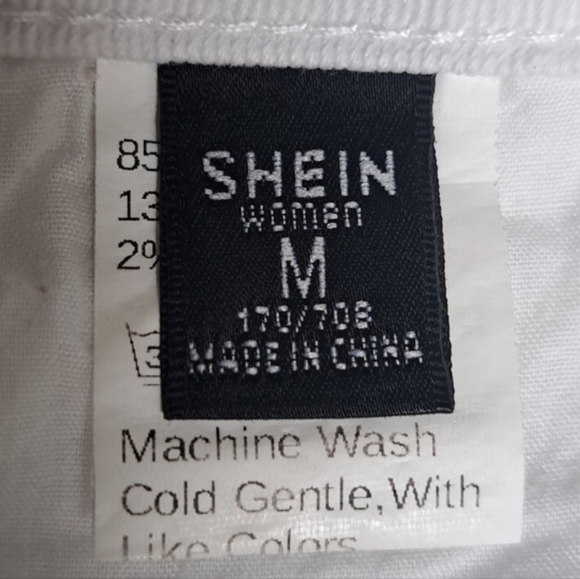 SHEIN White Flare Wide Leg Jeans with Distressed Hem Size Medium - Picture 8 of 9